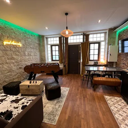 Apartment Good Vibes Luxurious Loft In 11th, With Ac & Table Football Paris