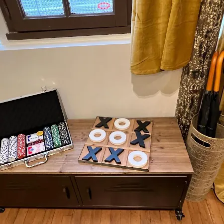 Apartment Good Vibes Luxurious Loft In 11th, With Ac & Table Football