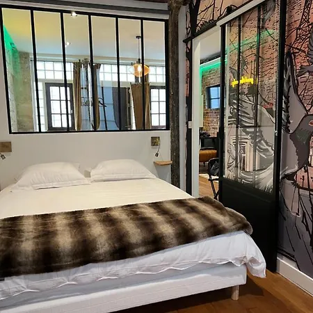 Apartment Good Vibes Luxurious Loft In 11th, With Ac & Table Football Paris